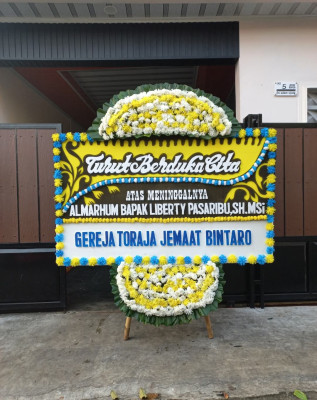 Papan Bunga Duka di Denpasar