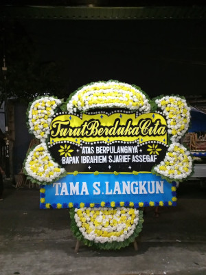Papan Bunga Duka di Denpasar